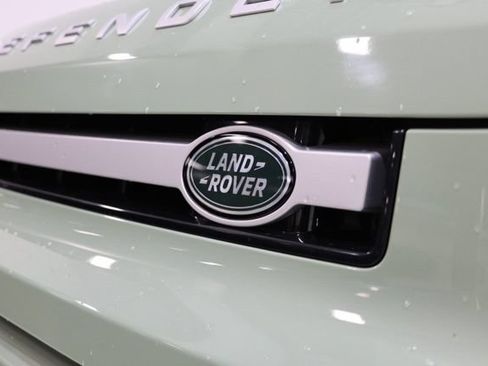 Used 2023 Land Rover Defender 110 75th Limited Edition AWD/4WD image 10