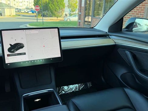 Used 2021 Tesla Model 3 Long Range AWD/4WD image 27