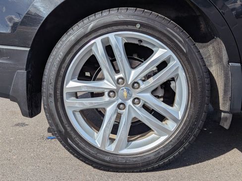 Used 2018 Chevrolet Equinox Premier w/ Infotainment II Package AWD/4WD image 47