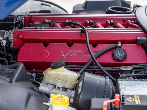 Used 1996 Dodge Viper GTS image 46
