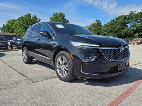 Used 2024 Buick Enclave Avenir w/ Avenir Technology Package AWD/4WD image 1