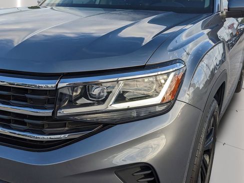 Used 2023 Volkswagen Atlas SE w/ Black Wheel Package FWD image 8