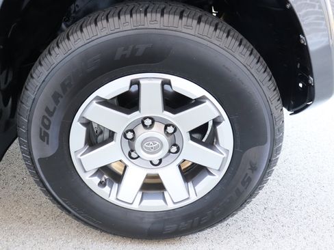 Used 2016 Toyota 4Runner Trail Premium image 74