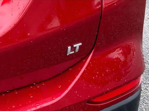 Used 2024 Chevrolet Equinox LT FWD image 10