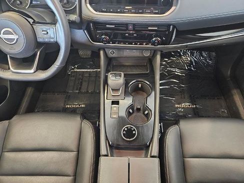 Certified 2023 Nissan Rogue SL w/ SL Premium Package AWD/4WD image 19