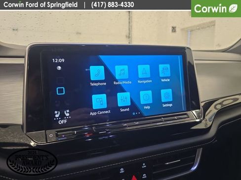 Used 2024 Volkswagen Atlas Cross Sport SE image 22