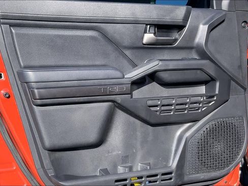 Used 2025 Toyota Tacoma TRD Off-Road image 21