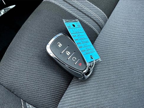 Used 2023 Chevrolet Blazer LT image 11