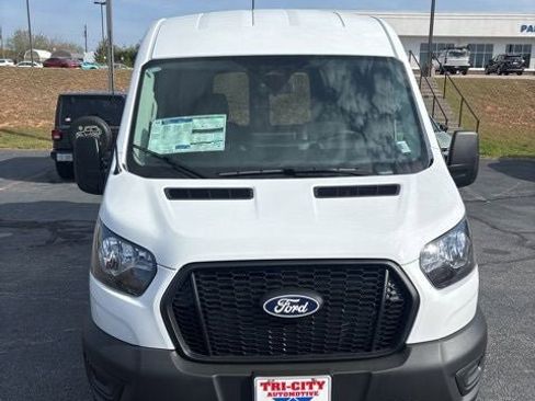 New 2026 Ford Transit 250 148 Medium Roof RWD image 22