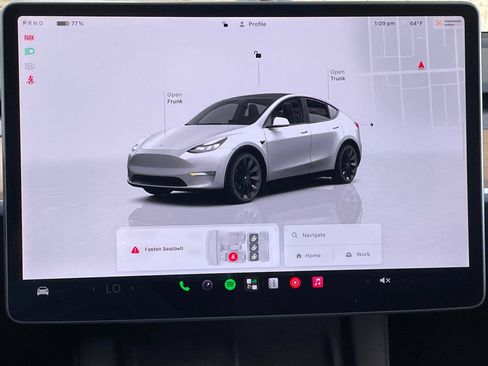 Used 2023 Tesla Model Y Long Range AWD/4WD image 25
