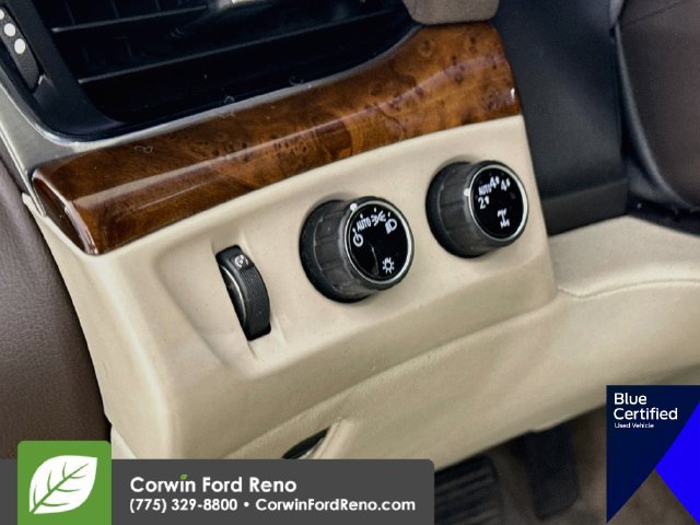 Used 2017 Cadillac Escalade ESV Premium Luxury AWD/4WD image 14