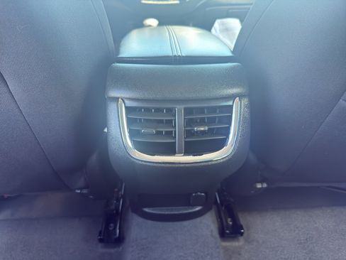 Used 2024 Chevrolet Malibu LT FWD image 31