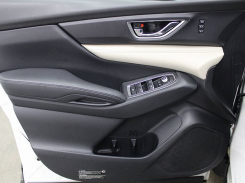 Used 2020 Subaru Ascent Limited image 11