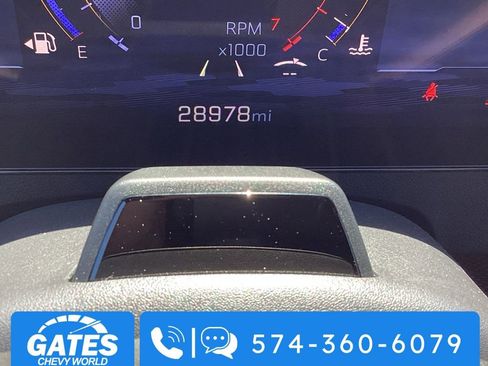 Used 2025 Chevrolet Traverse RS w/ LPO, Floor Liner Package AWD/4WD image 5