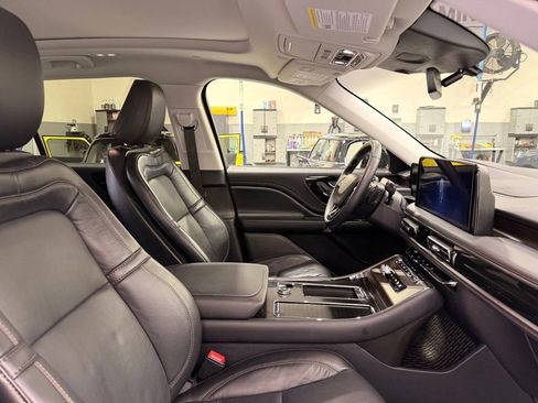 Used 2025 Lincoln Aviator Reserve w/ Jet Appearance Package AWD/4WD image 29