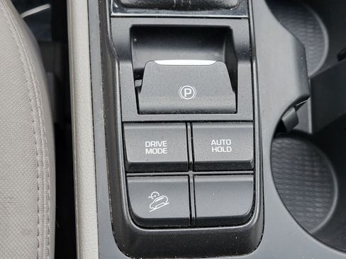 Used 2020 Hyundai Tucson SE image 30