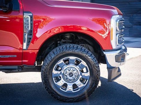 Used 2023 Ford F350 King Ranch AWD/4WD image 5