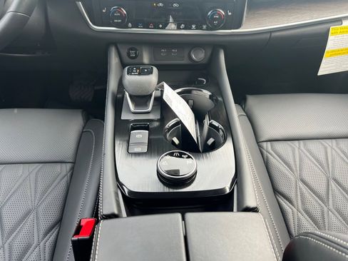 New 2026 Nissan Rogue Platinum w/ Tech Package image 11