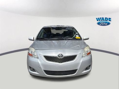 Used 2009 Toyota Yaris Sedan image 2