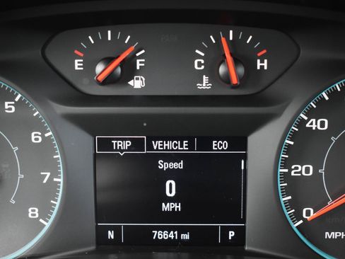 Used 2020 Chevrolet Equinox LS FWD image 7