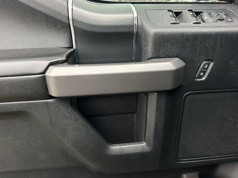 Used 2018 Ford F150 XLT w/ Equipment Group 302A Luxury image 11