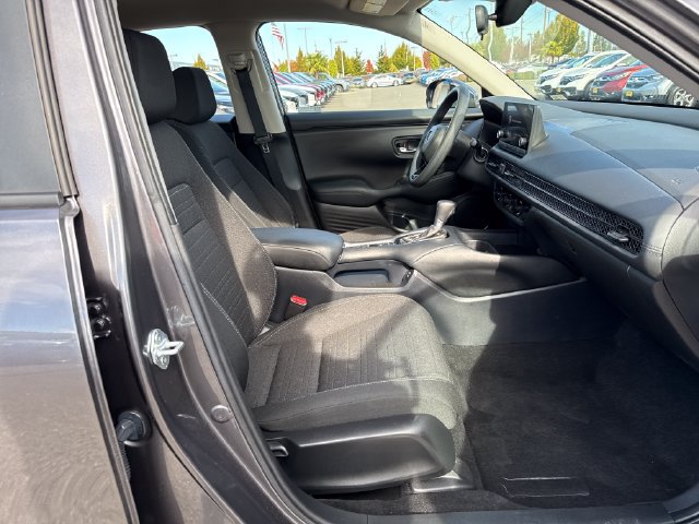 Used 2024 Honda HR-V LX image 9