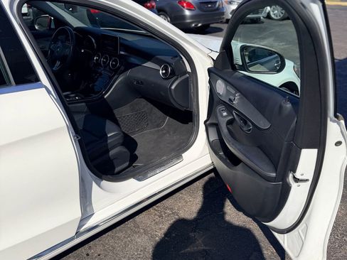 Used 2015 Mercedes-Benz C 300 4MATIC Sedan image 8