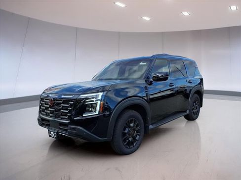 Used 2025 Nissan Armada PRO-4X w/ Pro-4X Premium Package image 2