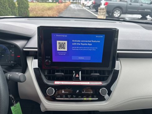 Certified 2026 Toyota Corolla Cross L image 18