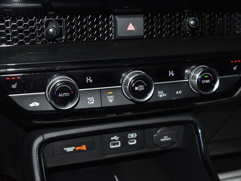 Used 2025 Honda CR-V Sport Touring image 13