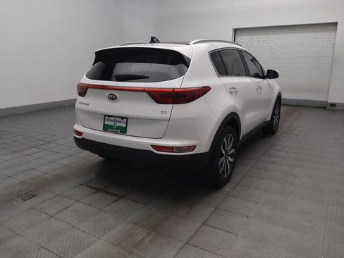 Used 2017 Kia Sportage EX w/ EX Premium Package FWD image 9