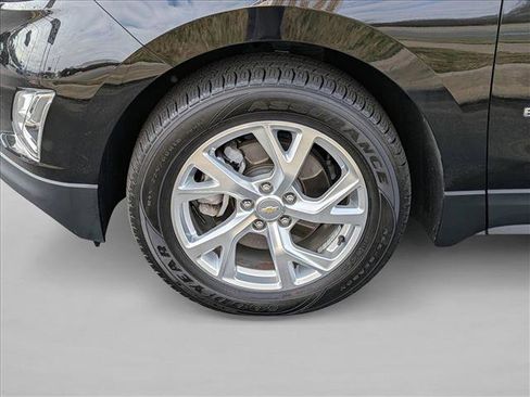 Used 2019 Chevrolet Equinox LT image 23