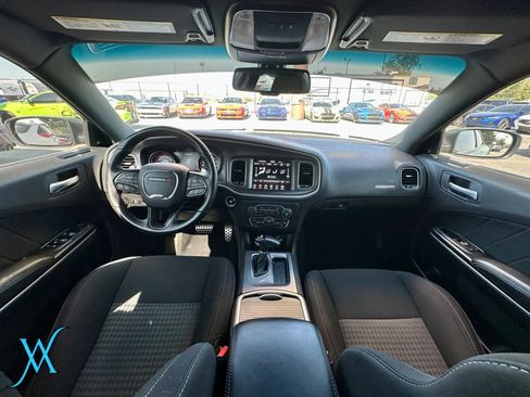 Used 2022 Dodge Charger R/T w/ Cold Weather Package RWD image 28