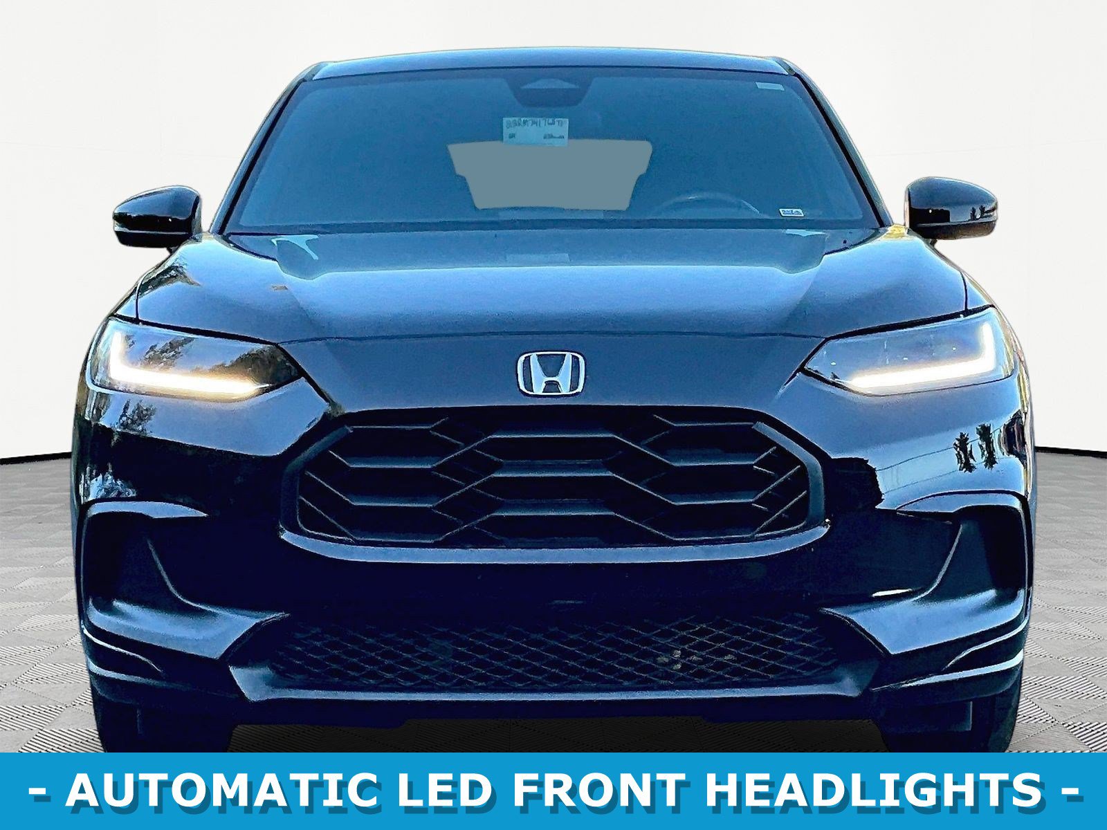 Used 2024 Honda HR-V Sport image 2