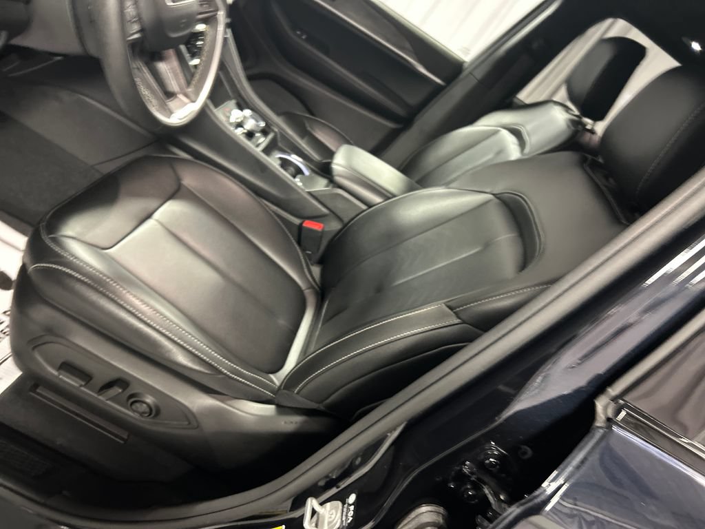 Used 2024 Jeep Grand Cherokee Limited AWD/4WD image 12
