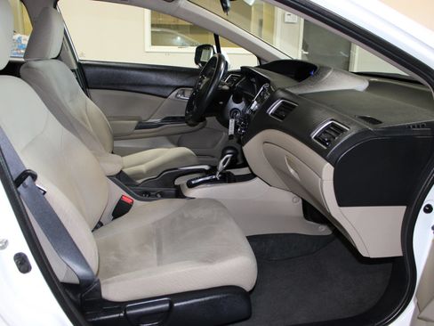 Used 2013 Honda Civic LX image 23