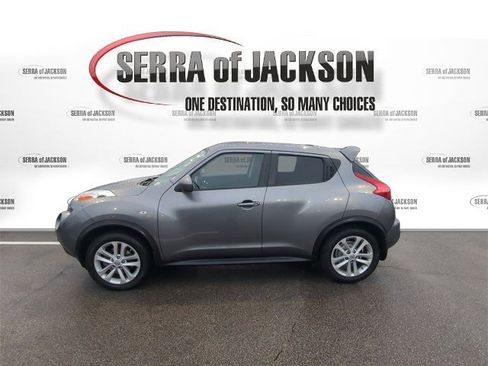Used 2014 Nissan Juke SV w/ Navigation Package image 5