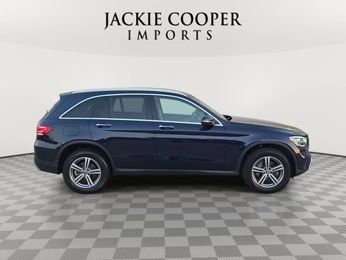 Certified 2022 Mercedes-Benz GLC 300 4MATIC image 4