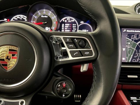 Used 2022 Porsche Cayenne Turbo AWD/4WD image 12