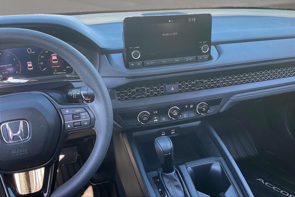 Certified 2023 Honda Accord LX image 9