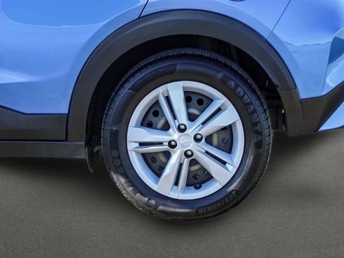 Used 2021 Nissan Kicks S image 9