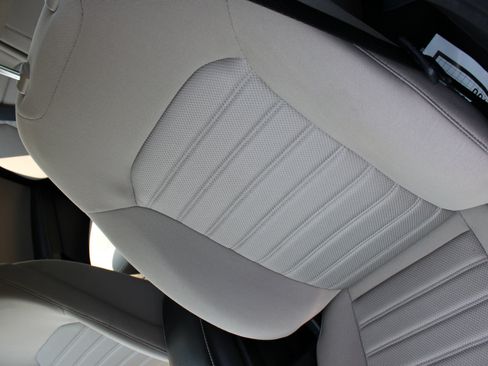 Used 2020 Ford Fusion S image 17