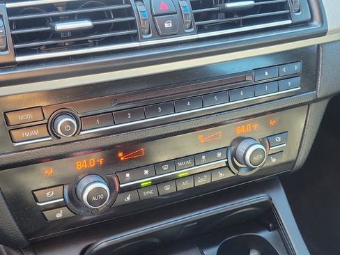 Used 2015 BMW M5 image 22