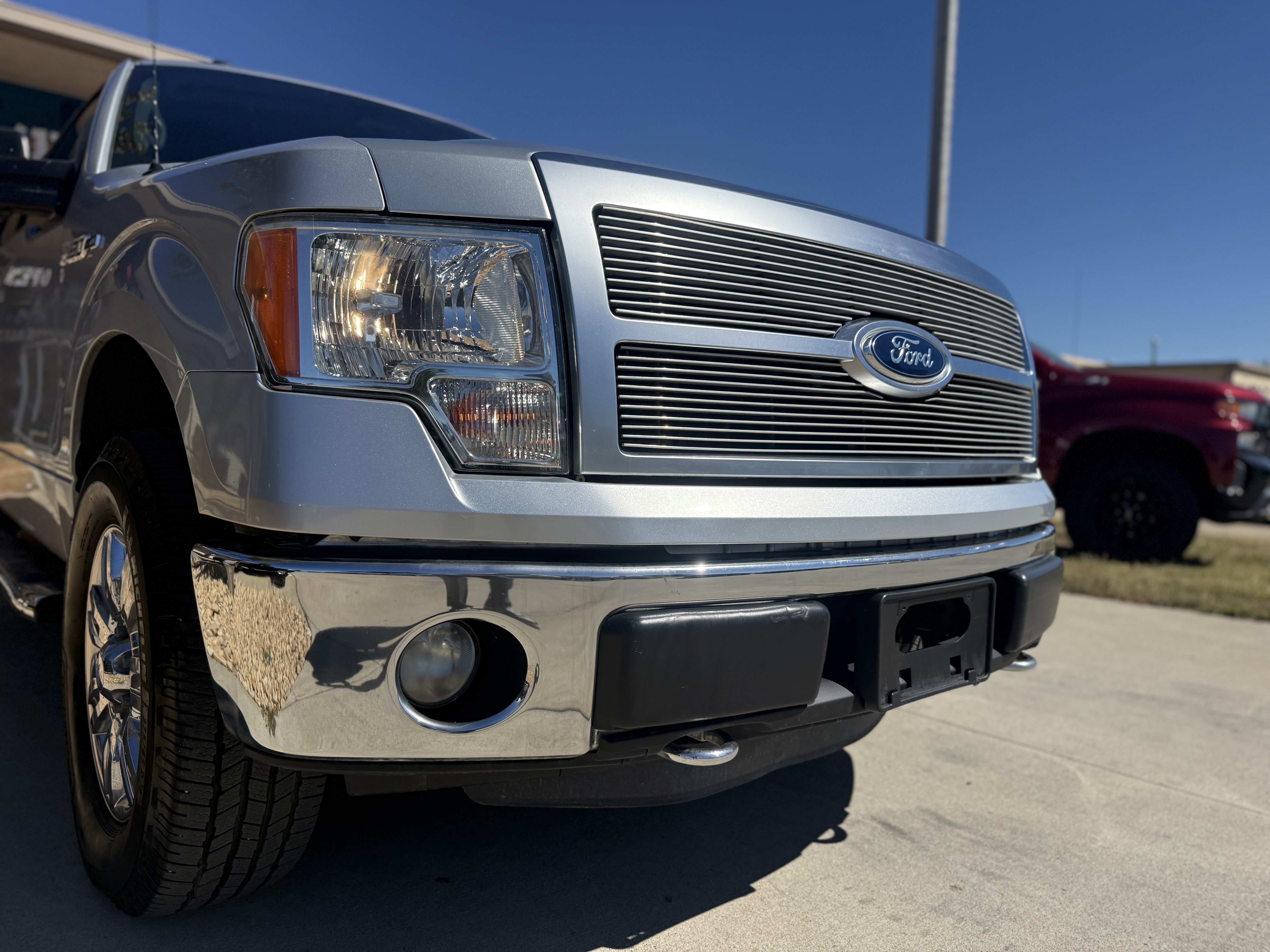 Used 2012 Ford F150 XLT w/ XLT Chrome Pkg AWD/4WD image 9