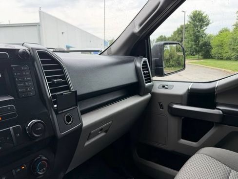 Used 2016 Ford F150 XLT w/ Trailer Tow Package AWD/4WD image 23