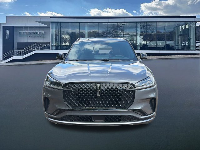 New 2027 Lincoln Aviator Reserve w/ Luxury Package RWD image 2