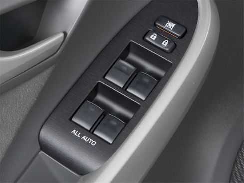 Used 2010 Toyota Prius Four w/ Solar Roof Pkg FWD image 19