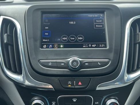 Used 2023 Chevrolet Equinox LT image 34