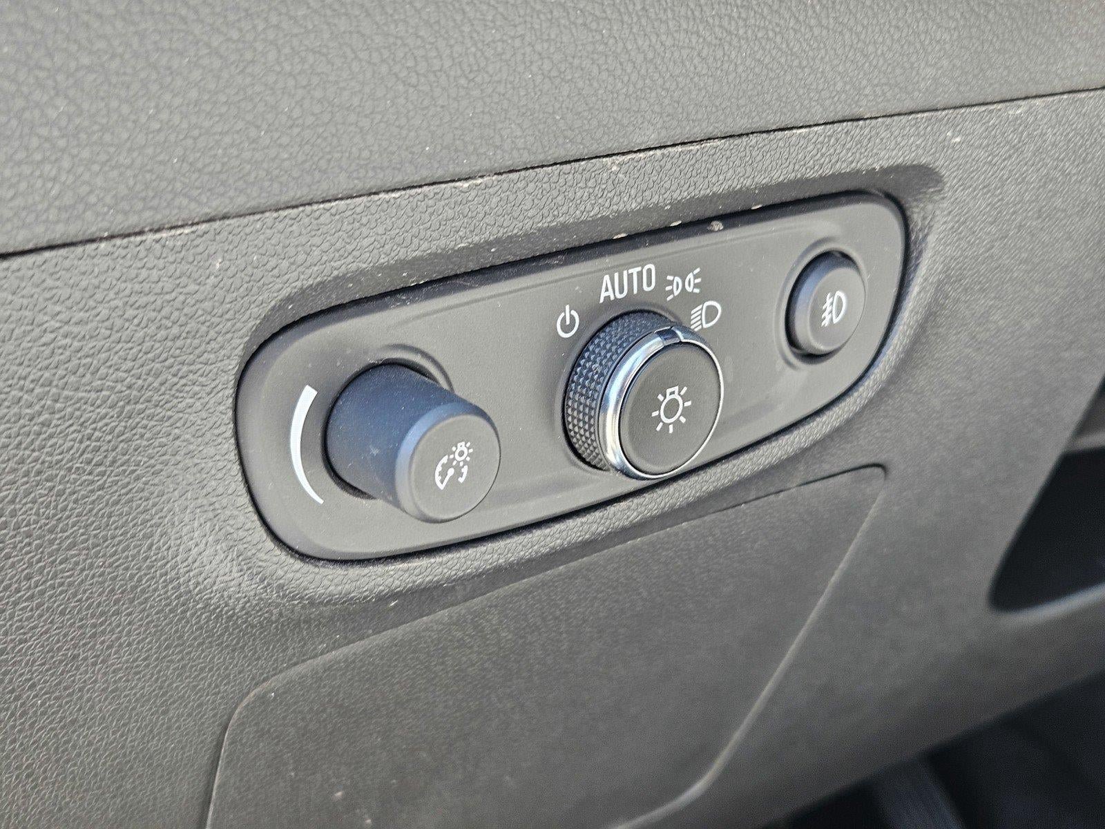 Used 2023 Buick Encore GX Preferred w/ Cold Weather Comfort Package FWD image 13