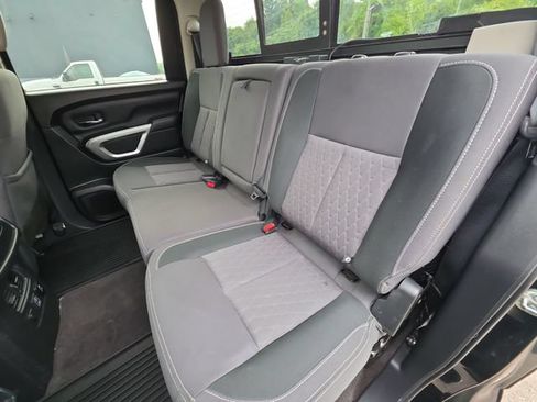 Certified 2022 Nissan Titan SV w/ SV Convenience Package AWD/4WD image 22